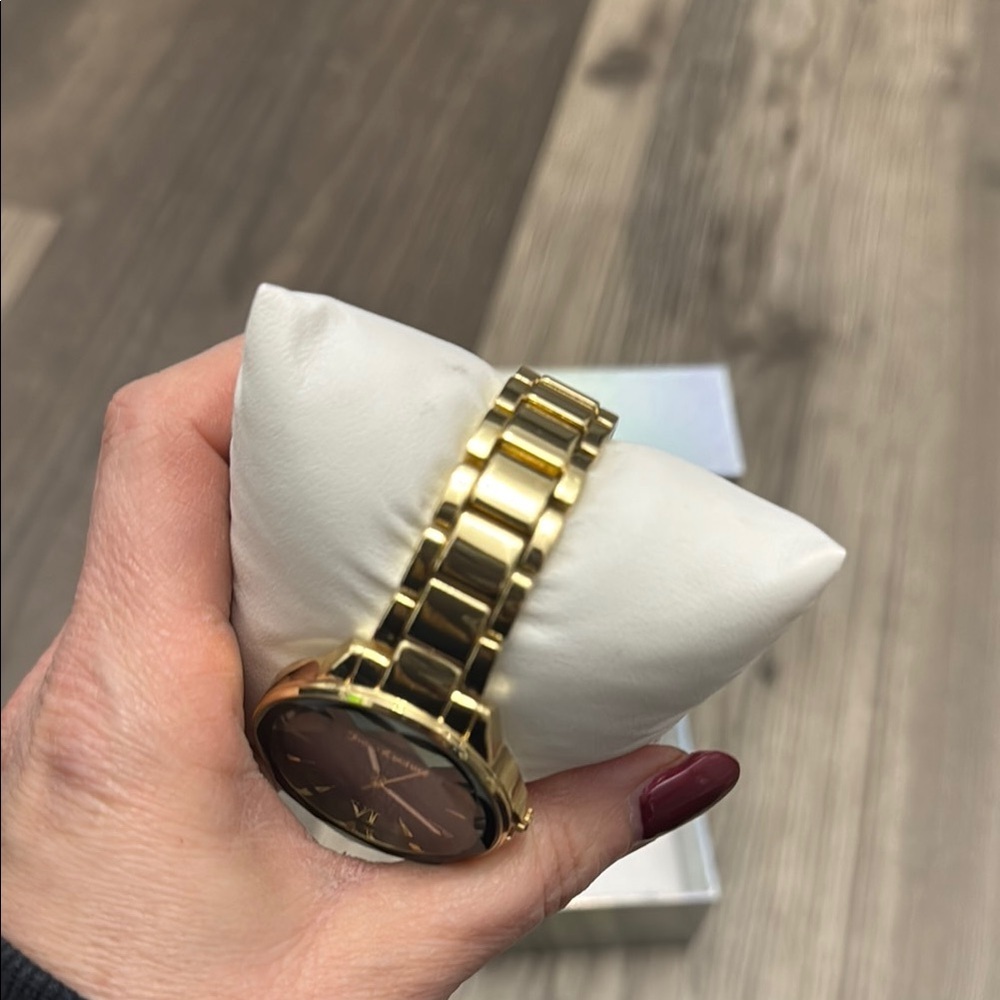Juicy Couture Gold and Navy Blue Face Watch - Picture 5 of 8